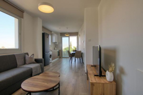 Phaedrus Living Coral Suites Aquatic